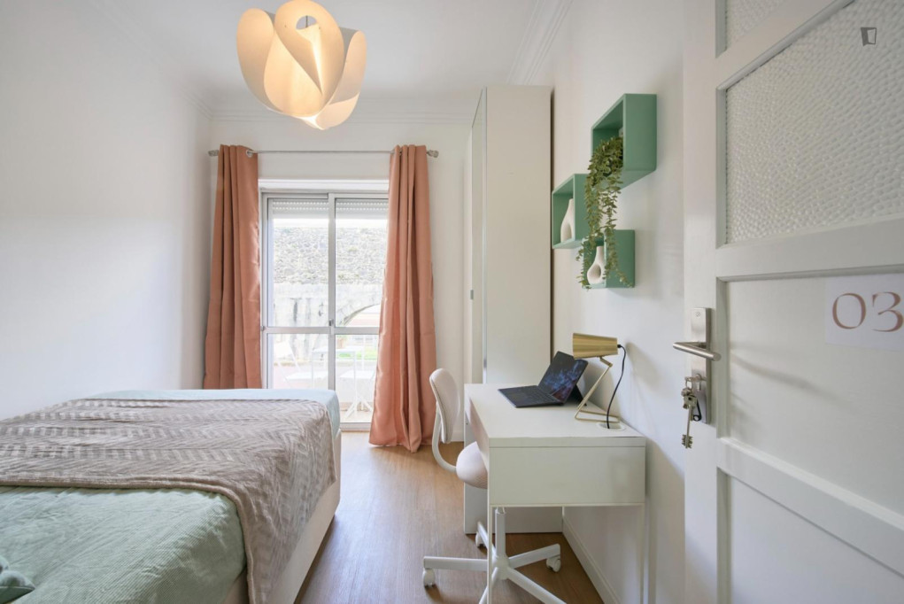 Attractive single bedroom - Lisbonne - chambre - ImmoJeune