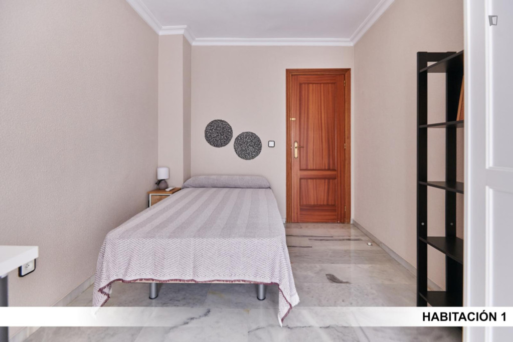 Cosy single bedroom in Macarena - Séville - chambre - ImmoJeune