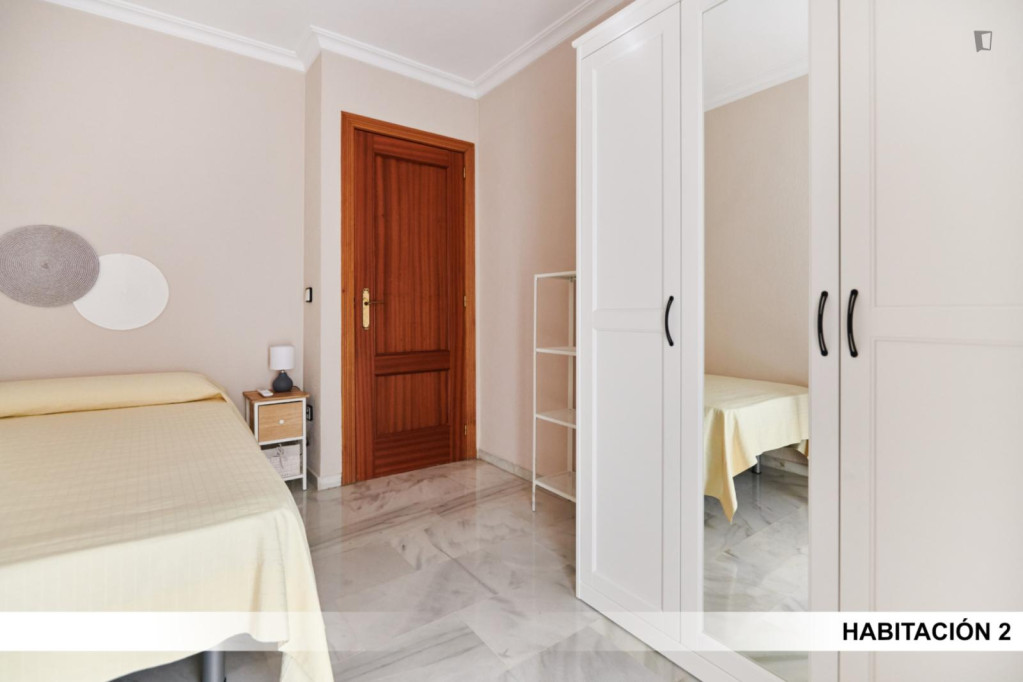 Lovely single bedroom in Macarena - Séville - chambre - ImmoJeune