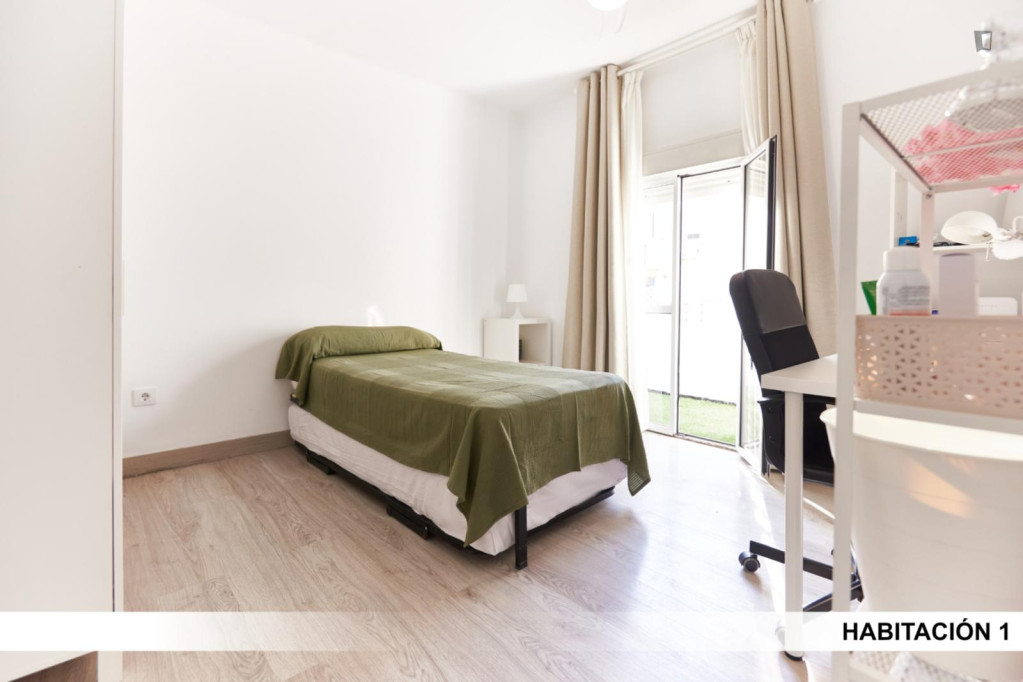 Cosy single bedroom in Los Remedios - Séville - chambre - ImmoJeune