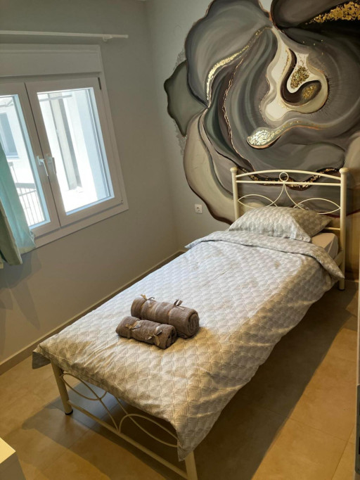 Comfy single bedroom near Pasha’s Gardens - Thessaloniki - chambre - ImmoJeune