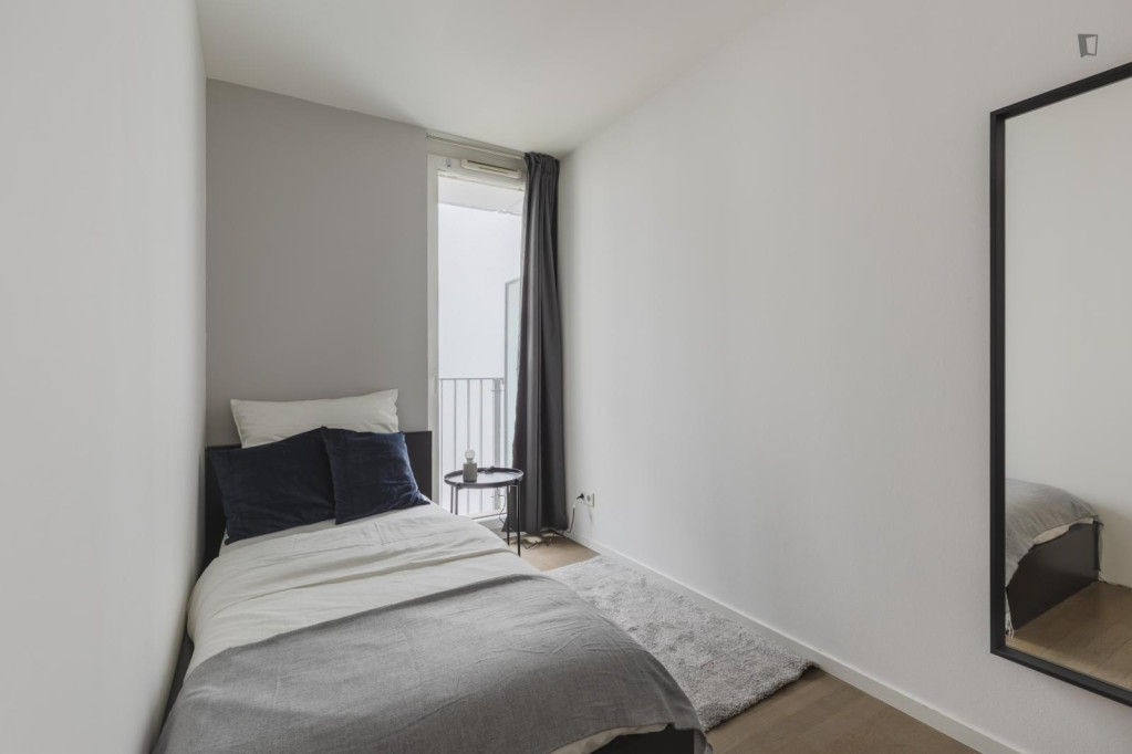 Nice single bedroom in shared flat in Berlin-Mitte - Berlin - chambre - ImmoJeune