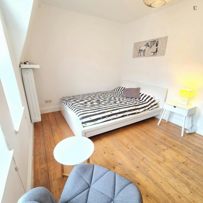 Splendid double bedroom in Beuel - Bonn - chambre - ImmoJeune