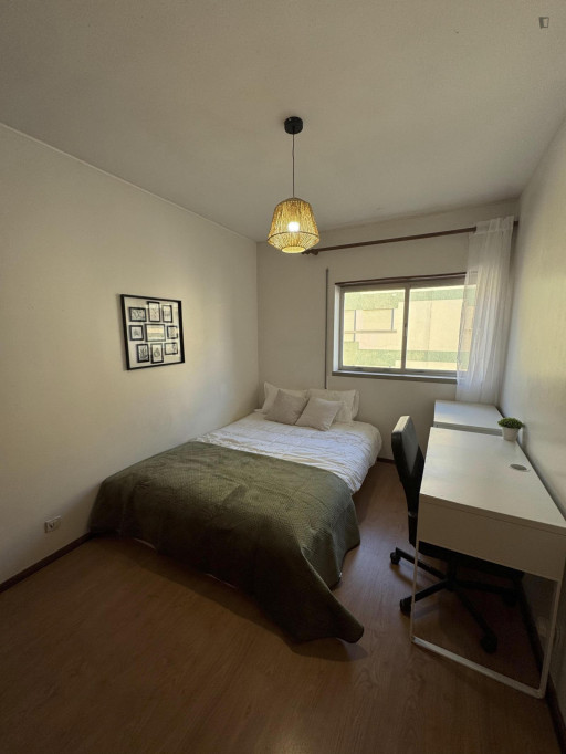 Charming Single Bedroom close to University of Coimbra - Coimbra - chambre - ImmoJeune