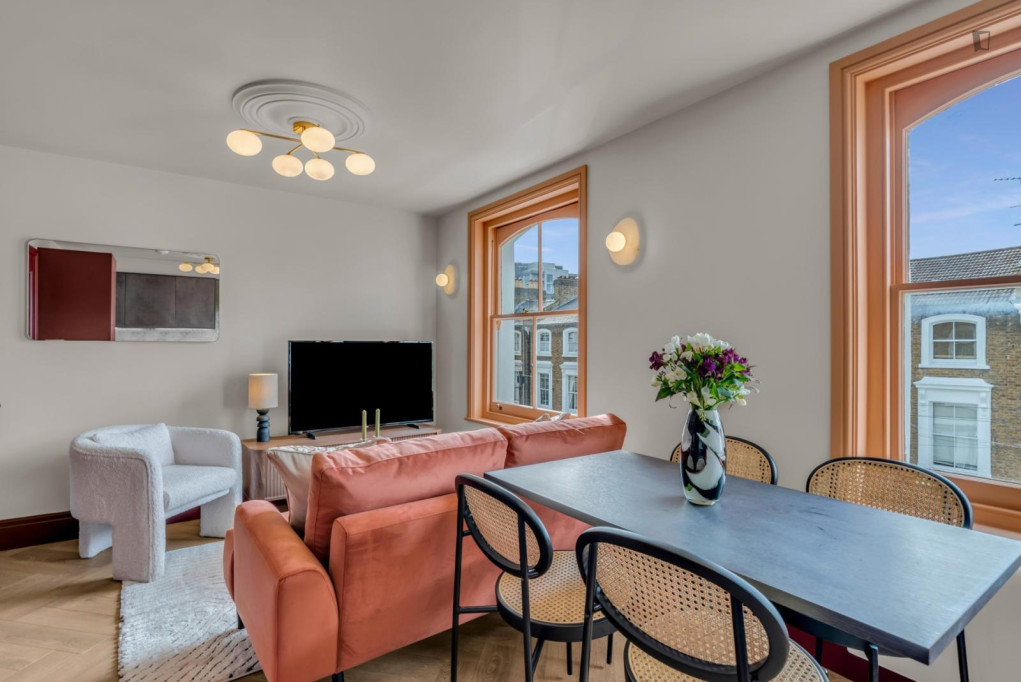 Colourful 2-bedroom apartment in Hammersmith - London - chambre - ImmoJeune