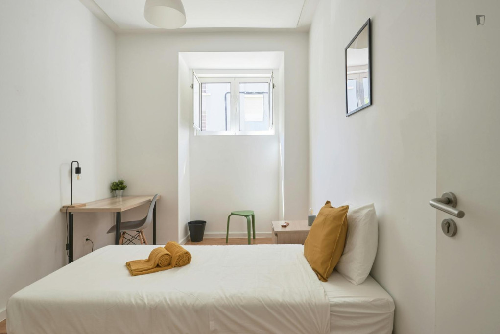 Appealing single bedroom in Penha de França - Lisbonne - chambre - ImmoJeune
