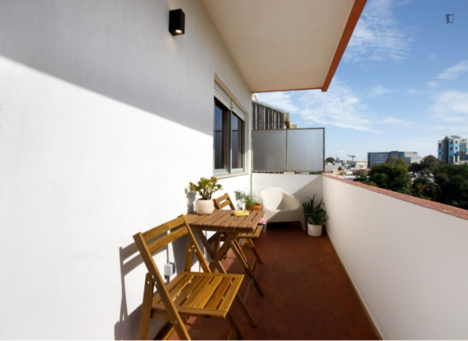 Luminous Studio with a balcony close to Casa da Musica - Porto - chambre - ImmoJeune