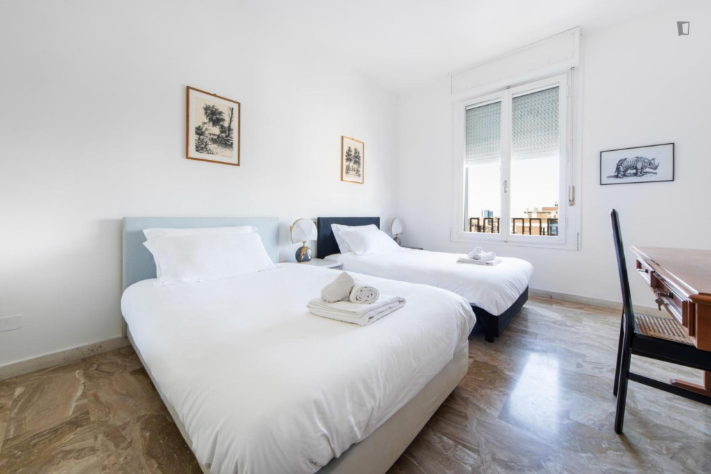 Comfortable twin bedroom in San Donato - Bologne - chambre - ImmoJeune