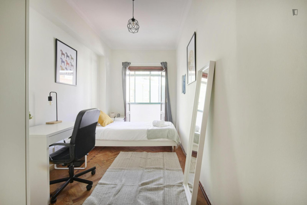 Bright single bedroom in Santa Apolónia - Lisbonne - chambre - ImmoJeune