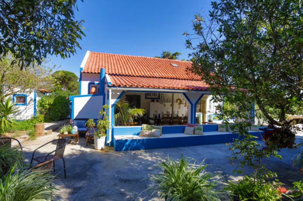 Irresistible 4 Bedroom House with a swimming pool close to Meco Village - Setubal - chambre - ImmoJeune