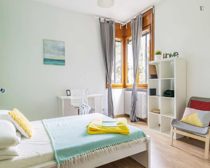 Colourful single bedroom near the Padua train station - Padova - chambre - ImmoJeune