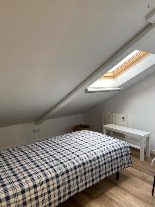 Great bedroom near Centro Comercial Colombo - Lisbonne - chambre - ImmoJeune