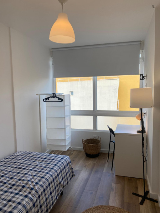 Pleasant single bedroom - Lisbonne - chambre - ImmoJeune