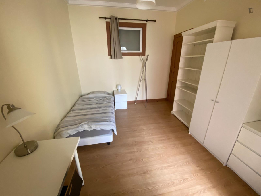 Nice single bedroom - Lisbonne - chambre - ImmoJeune