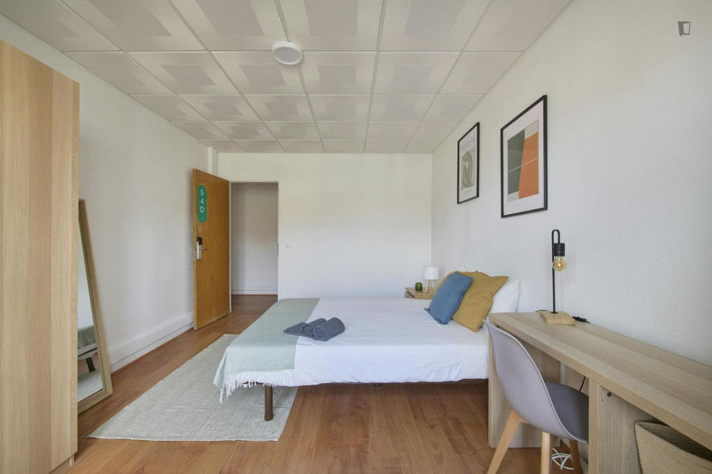 Nice double bedroom near Avenida station - Lisbonne - chambre - ImmoJeune