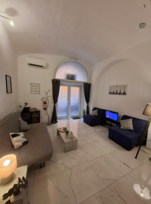 Loft for one person or a couple in San Lorenzo - Rome - chambre - ImmoJeune