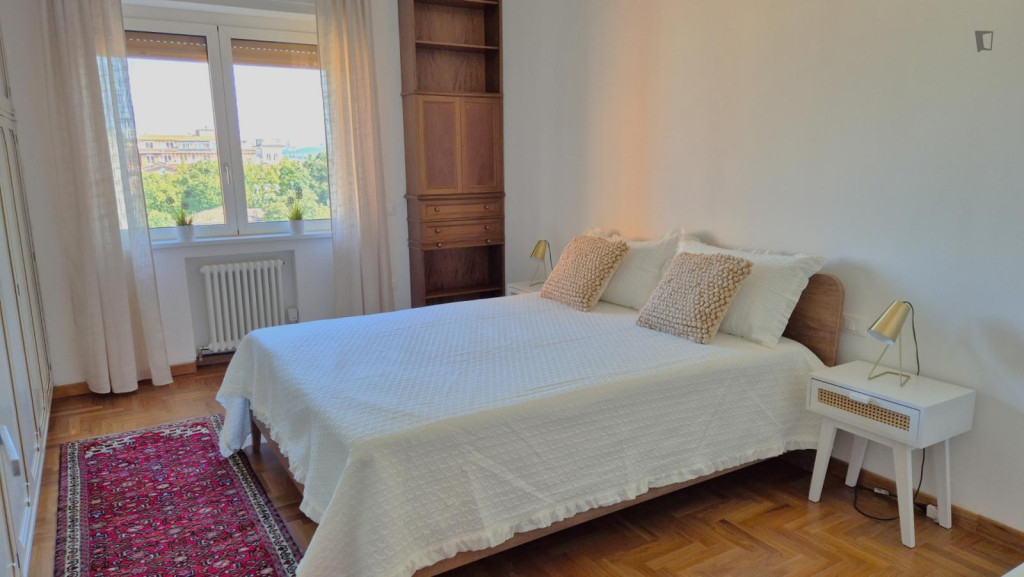 Cozy Single Bedroom in a 3-Bedroom Apartment - Forli - chambre - ImmoJeune