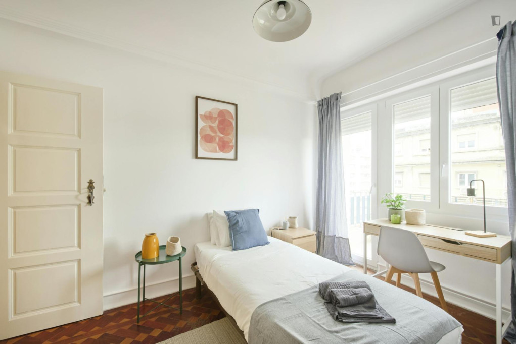 Cute single bedroom in Saldanha - Lisbonne - chambre - ImmoJeune