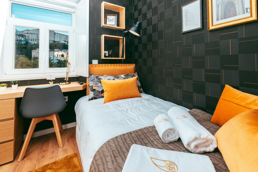 Studio, with outdoor area - Coimbra - chambre - ImmoJeune