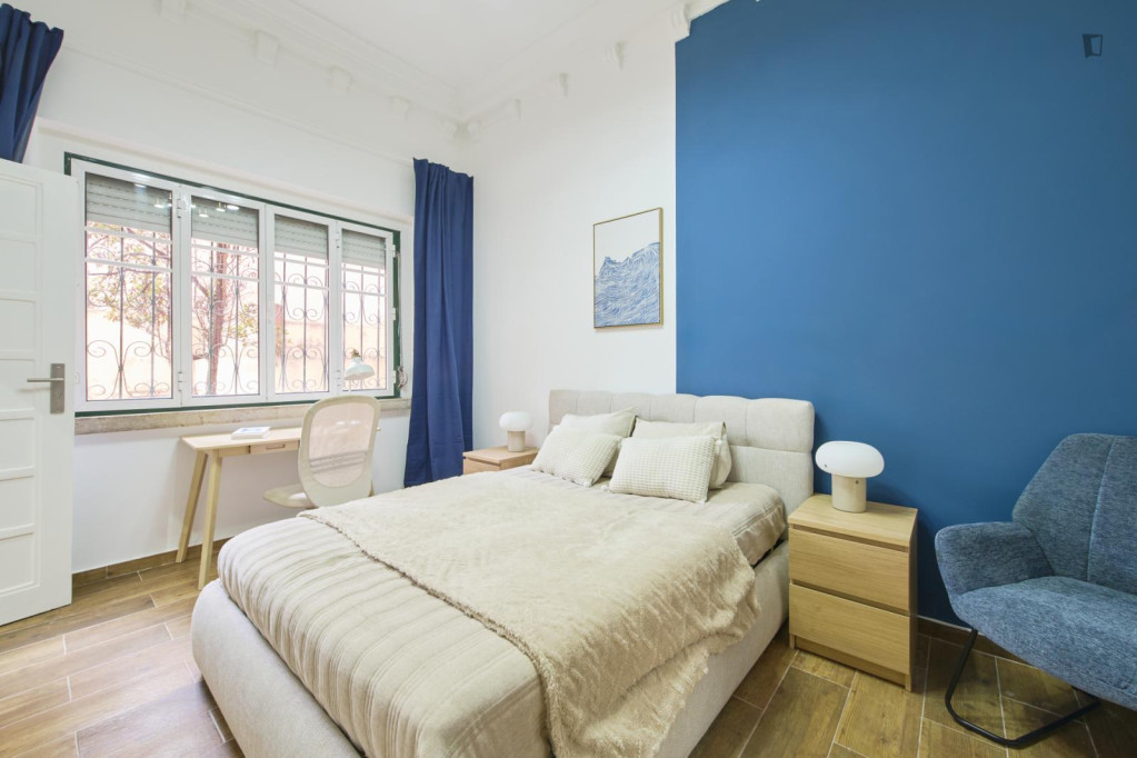 Nice double bedroom near Alameda metro - Lisbonne - chambre - ImmoJeune