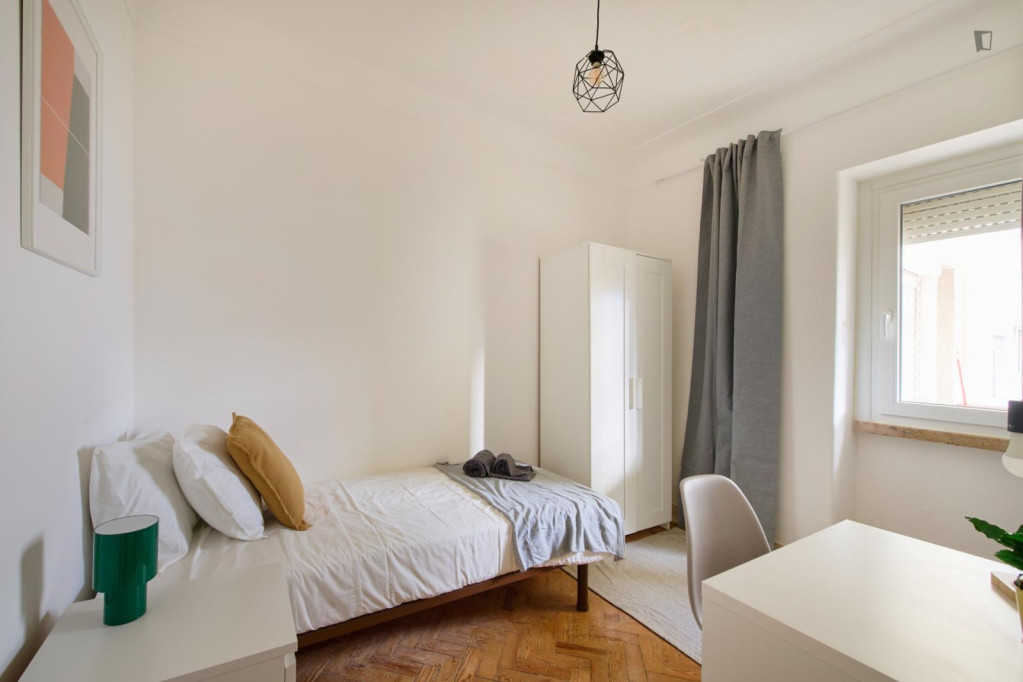 Homely single bedroom in Arroios - Lisbonne - chambre - ImmoJeune