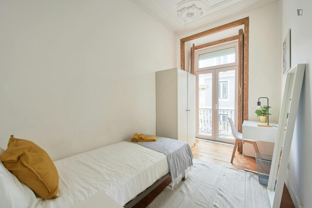 Charismatic single bedroom in central Martim Moniz - Lisbonne - chambre - ImmoJeune