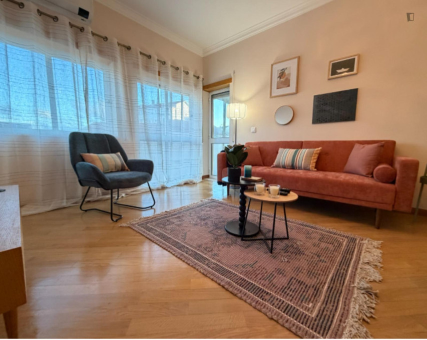 Alluring 2 Bedroom close to Coimbra University Hospital - Coimbra - chambre - ImmoJeune