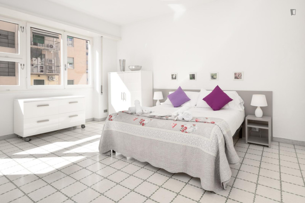 One-Bedroom Apartment in Rome - Rome - chambre - ImmoJeune