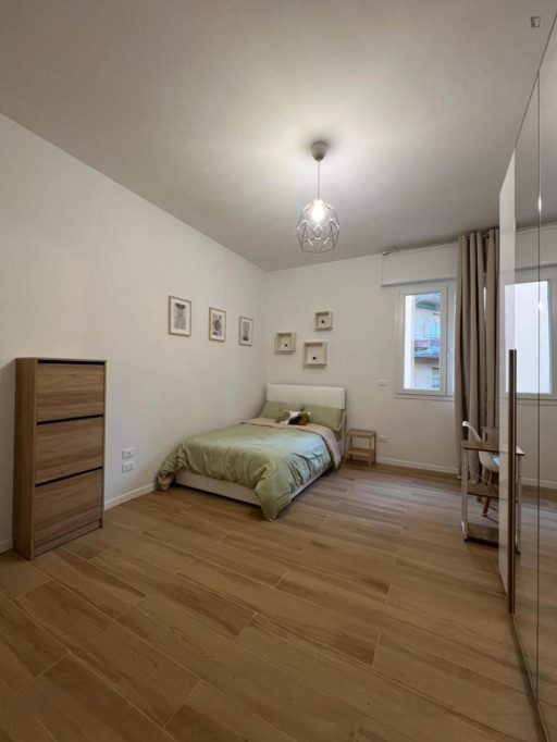 Wonderful double bedroom in modern apartment close to the city center - Bologne - chambre - ImmoJeune