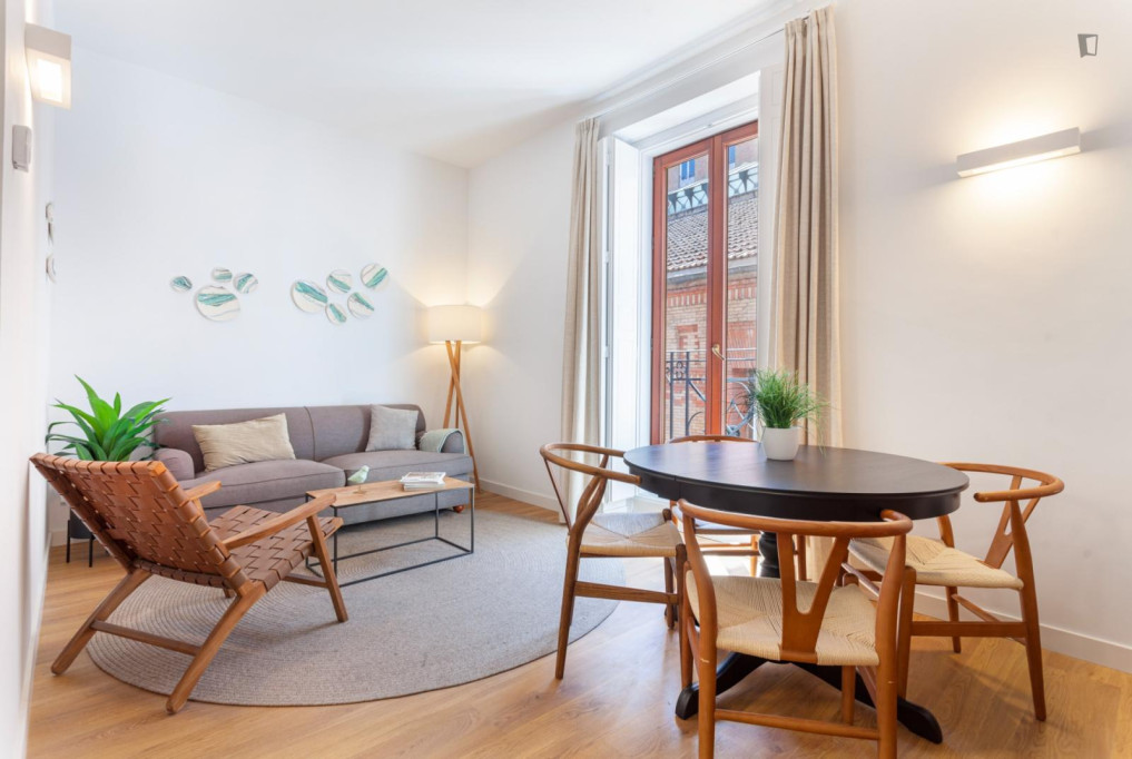 Amazing 3-bedroom apartment in Huertas - Cortes - Madrid - chambre - ImmoJeune