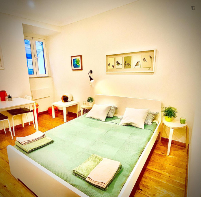 Lovely Studio in Santa Catarina, Centre Lisbon - Lisbonne - chambre - ImmoJeune