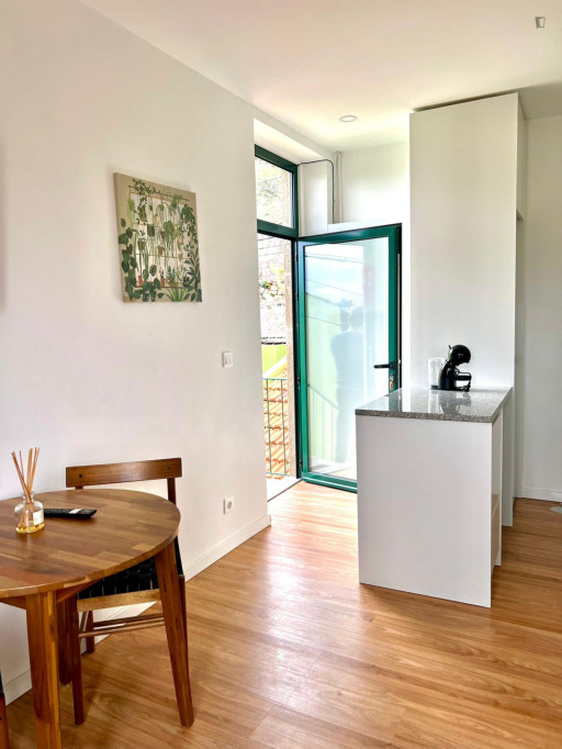 1 Bedroom Apartment close to Campanhã Metro - Porto - chambre - ImmoJeune