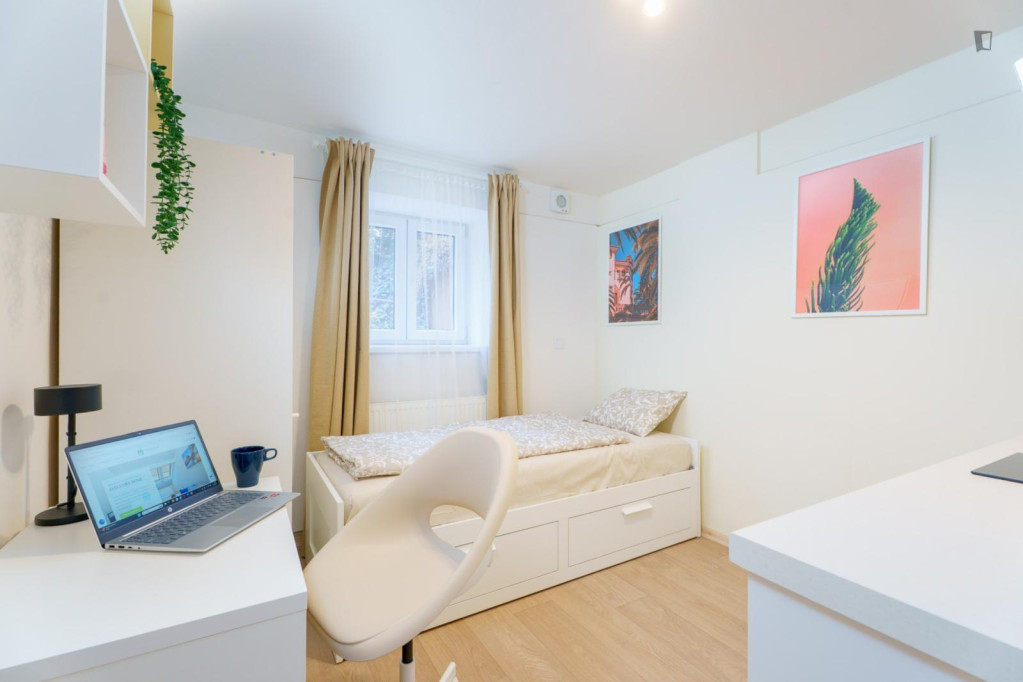 Nice studio near Kačerov metro - Prague - chambre - ImmoJeune