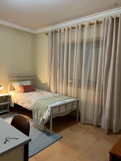 Comfy Single Bedroom close to University of Aveiro - Aveiro - chambre - ImmoJeune