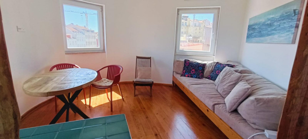 Charming T2 duplex, in Santos - Lisbonne - chambre - ImmoJeune
