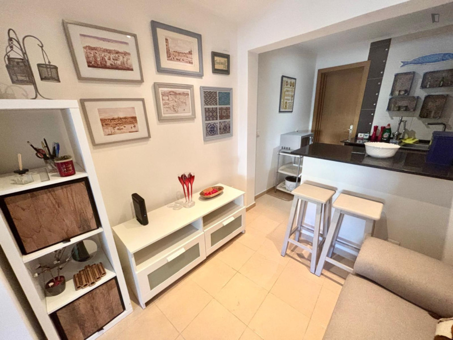 Charming 1-bedroom flat near Largo da Graça - Lisbonne - chambre - ImmoJeune