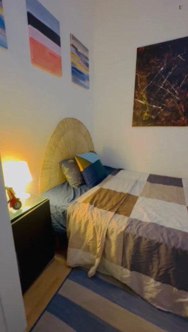 Quiet single bedroom - Barcelone - chambre - ImmoJeune