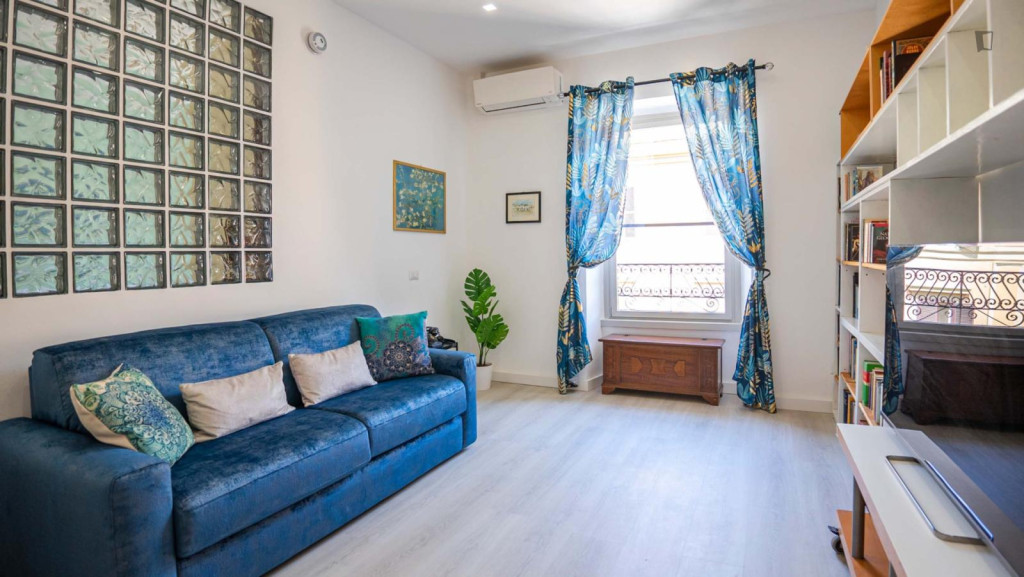 1-bedroom apartment, with outdoor area - Rome - chambre - ImmoJeune