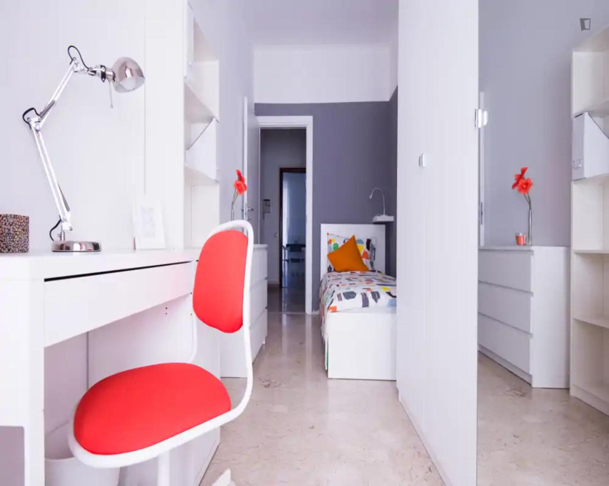 Bedroom in Sesto San Giovanni - Milan - chambre - ImmoJeune