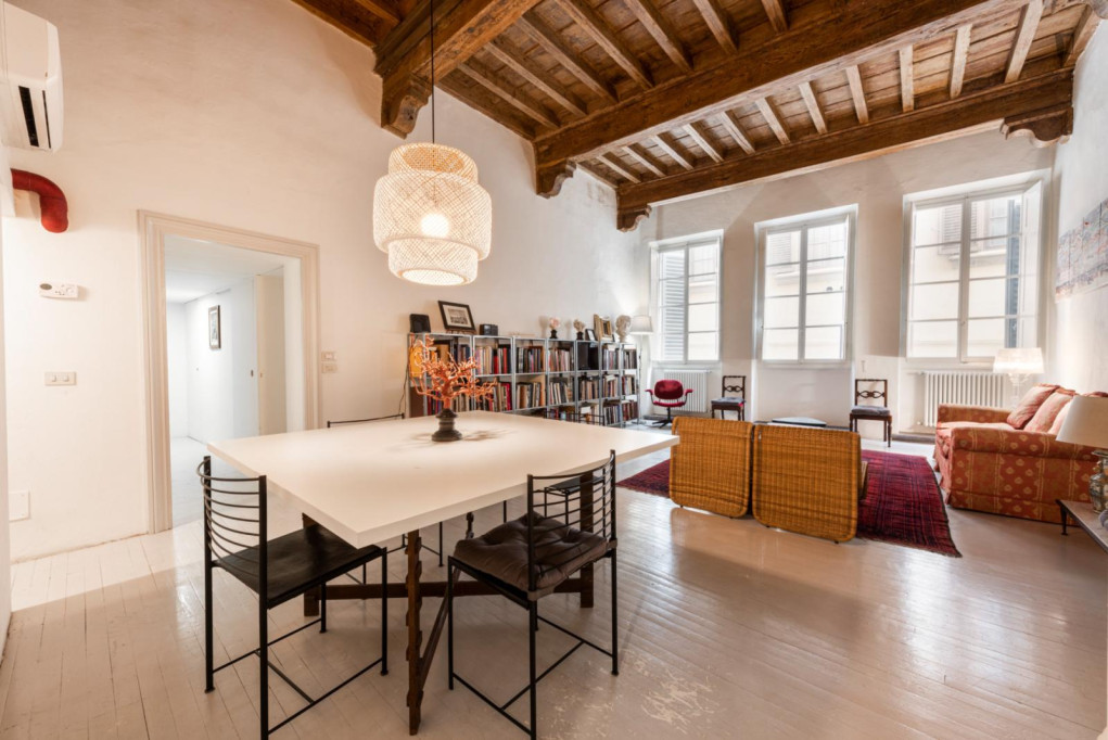 Modern 2 bedroom apartment in Santa Croce - Florence - chambre - ImmoJeune