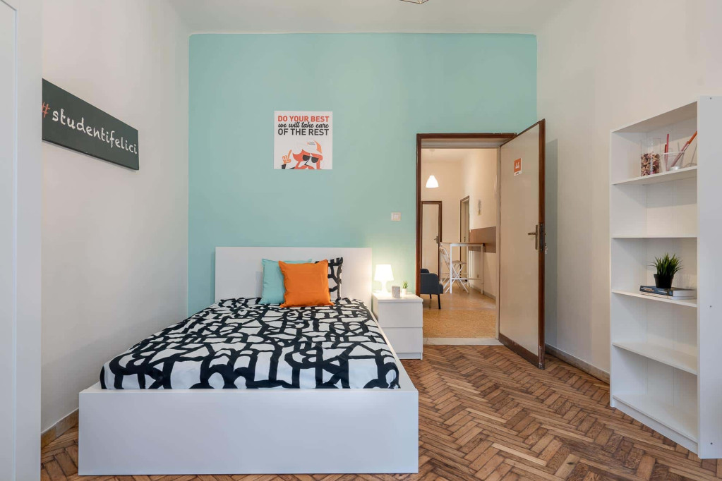 Via FRANCESCO DE PINEDO 4D - Florence - chambre - ImmoJeune