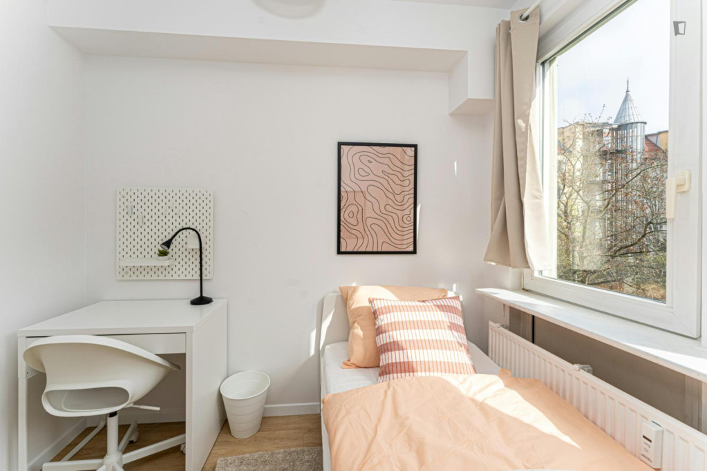 Nice single bedroom near Neukölln metro - Berlin - chambre - ImmoJeune