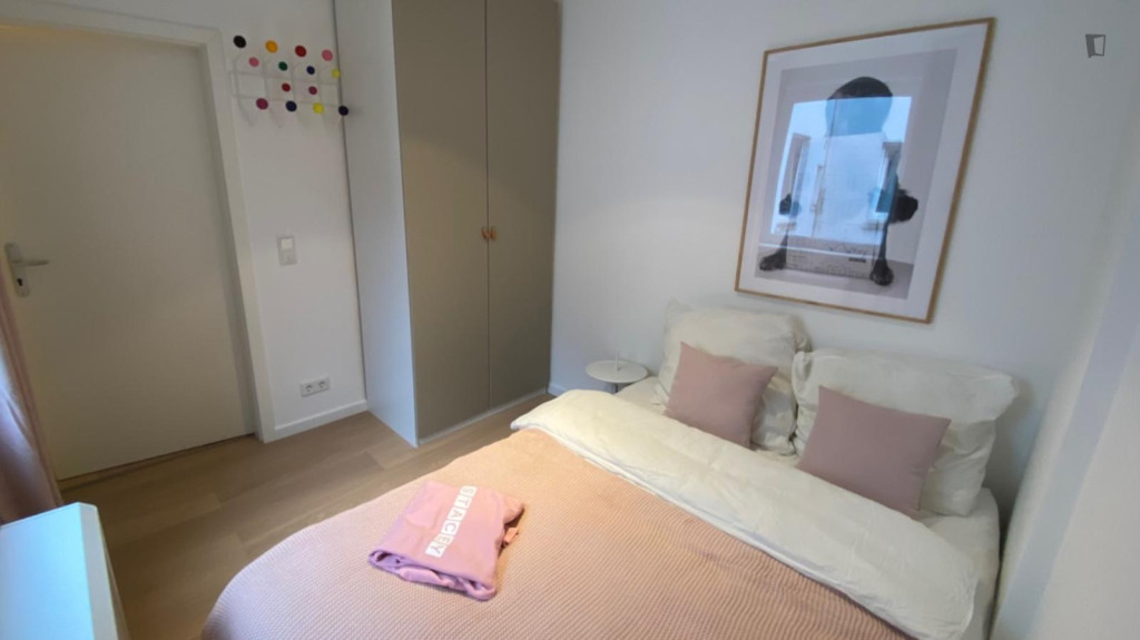 Neat ensuite double bedroom in Hamburg - Hamburg - chambre - ImmoJeune