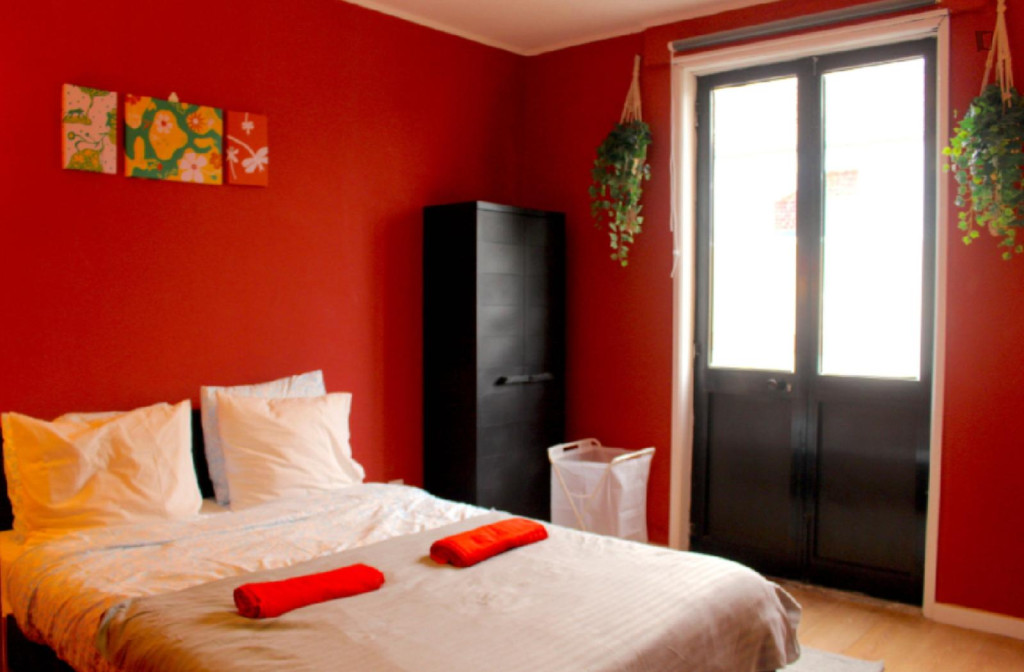 Red Hot Retreat - Private Double Bedroom - Porto - chambre - ImmoJeune