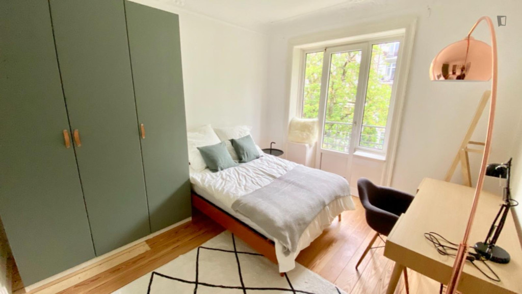 Bright double bedroom near Eppendorfer Baum metro - Hamburg - chambre - ImmoJeune