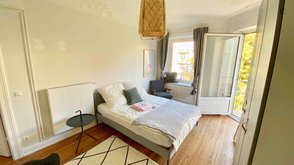 Modern double bedroom near Eppendorfer Baum metro - Hamburg - chambre - ImmoJeune
