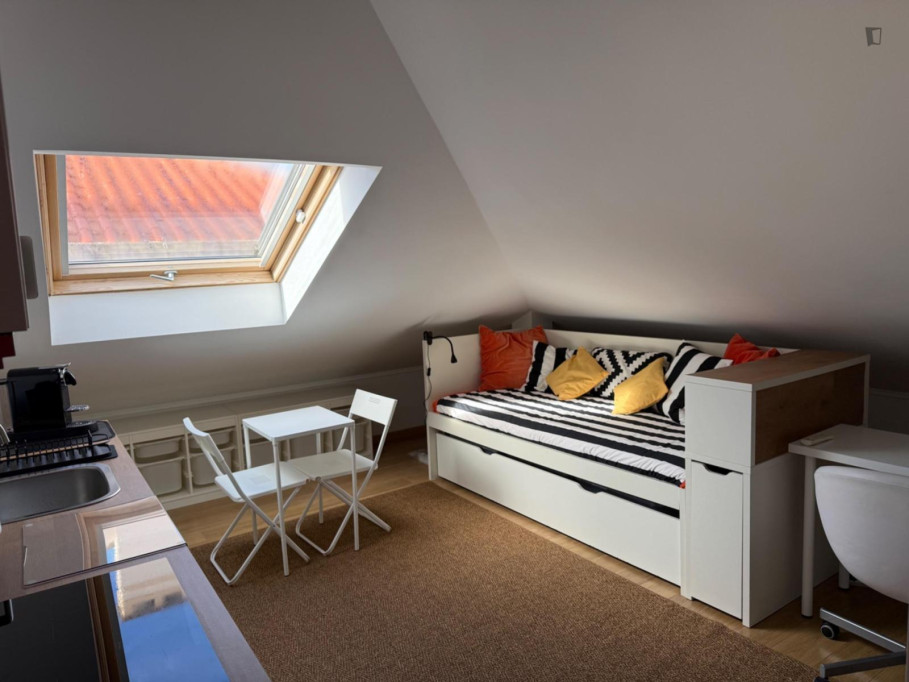 Exclusive Studio close to Nova School of Business and Economics - Lisbonne - chambre - ImmoJeune