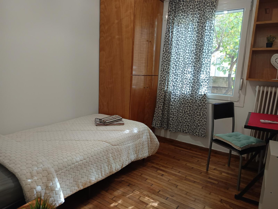 Comfy single bedroom in Pangrati - Athens - chambre - ImmoJeune
