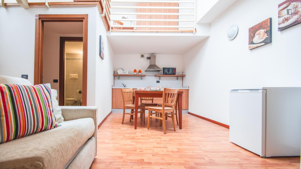 Very nice 1 bedroom apartment near Milano Lancetti metro - Milan - chambre - ImmoJeune