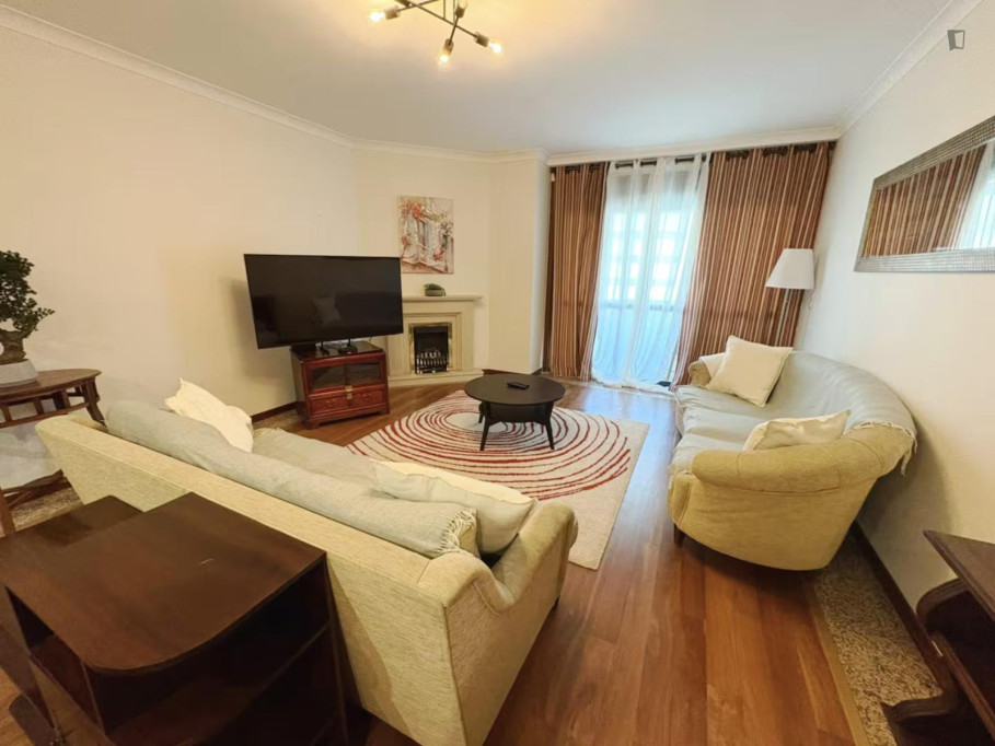 2-bedroom apartment, with outdoor area - Lisbonne - chambre - ImmoJeune